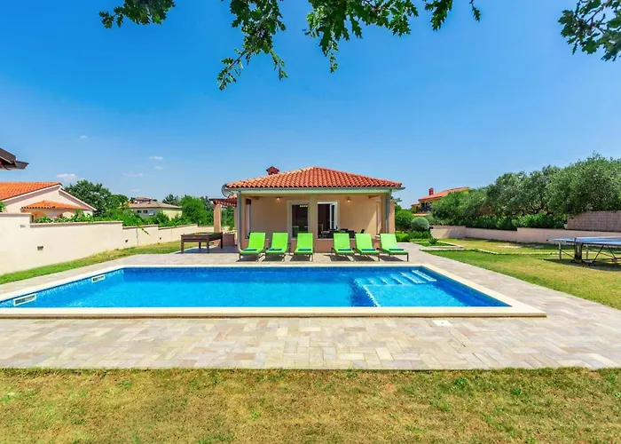 Villa Amalee By Ližnjan